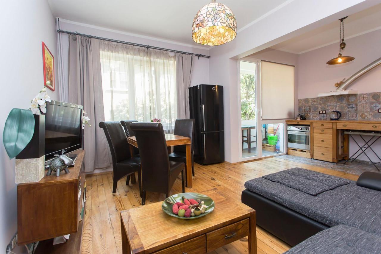 Colorful 2Bdr Apartment In The City Center Sofia Exterior photo